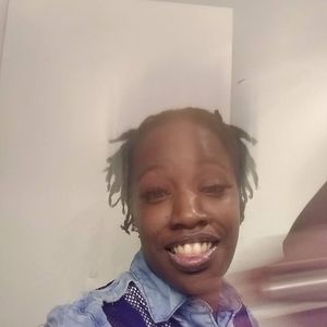 Meet your Posher, Stacie